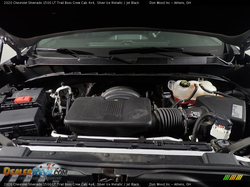 2020 Chevrolet Silverado 1500 LT Trail Boss Crew Cab 4x4 Silver Ice Metallic / Jet Black Photo #8
