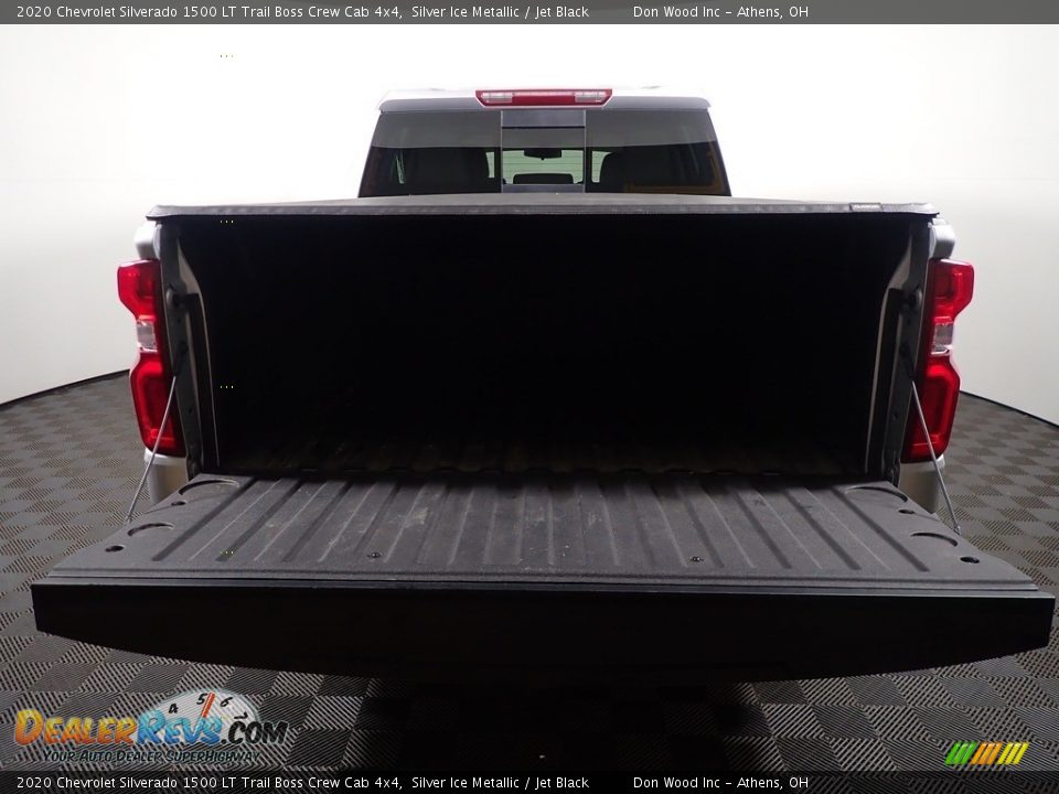 2020 Chevrolet Silverado 1500 LT Trail Boss Crew Cab 4x4 Silver Ice Metallic / Jet Black Photo #15