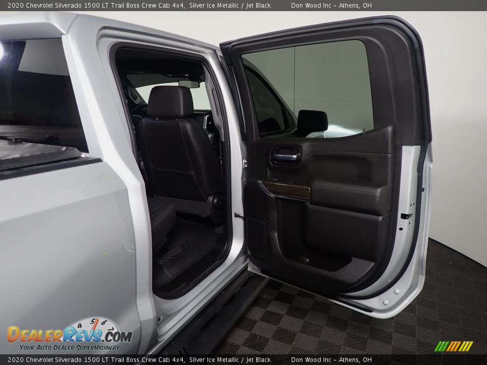 2020 Chevrolet Silverado 1500 LT Trail Boss Crew Cab 4x4 Silver Ice Metallic / Jet Black Photo #35