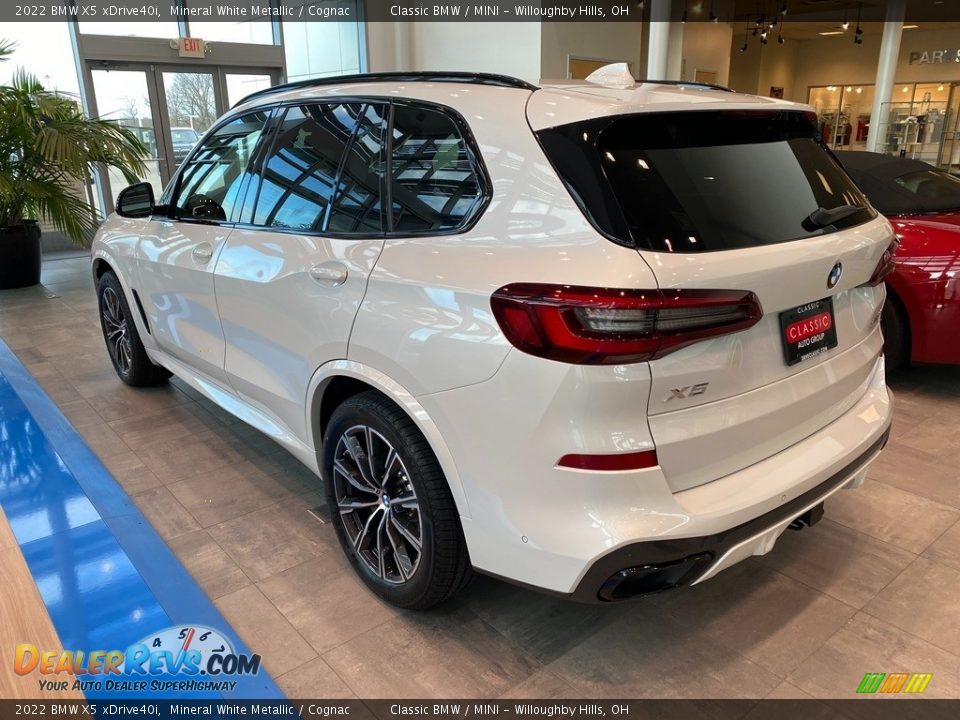 2022 BMW X5 xDrive40i Mineral White Metallic / Cognac Photo #2