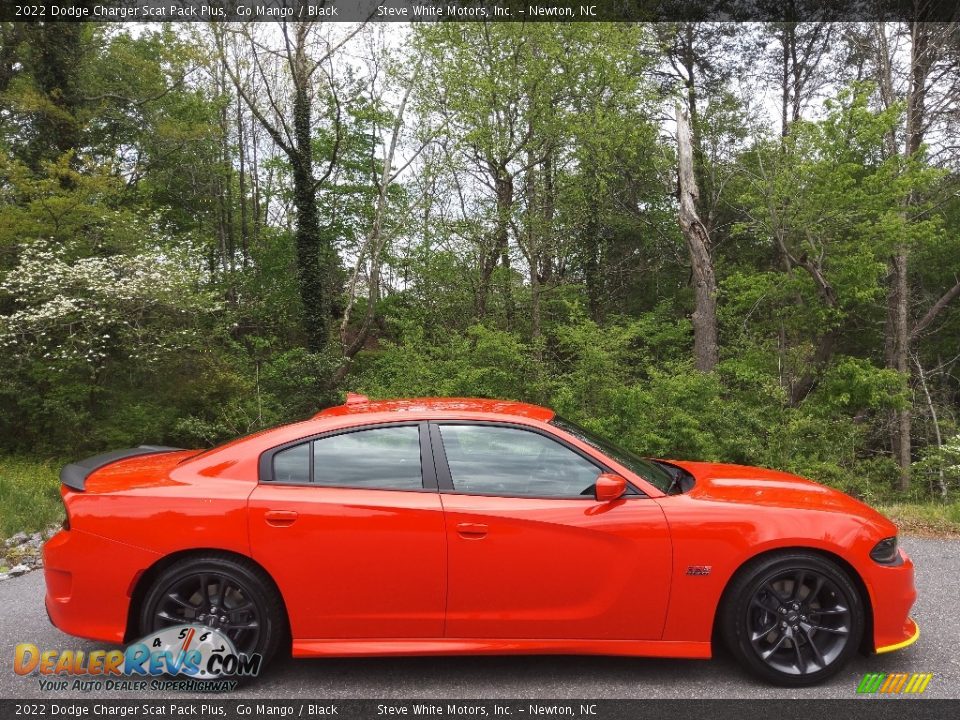 Go Mango 2022 Dodge Charger Scat Pack Plus Photo #5