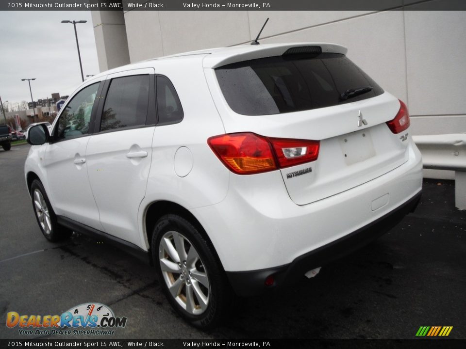 2015 Mitsubishi Outlander Sport ES AWC White / Black Photo #9