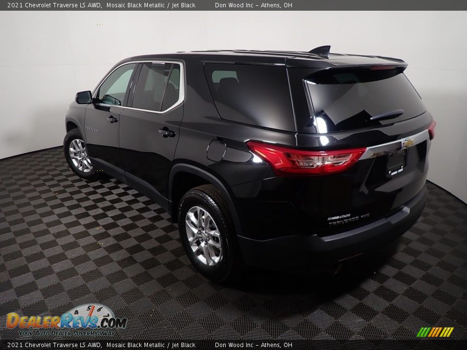 2021 Chevrolet Traverse LS AWD Mosaic Black Metallic / Jet Black Photo #12