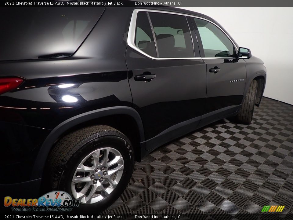 2021 Chevrolet Traverse LS AWD Mosaic Black Metallic / Jet Black Photo #19