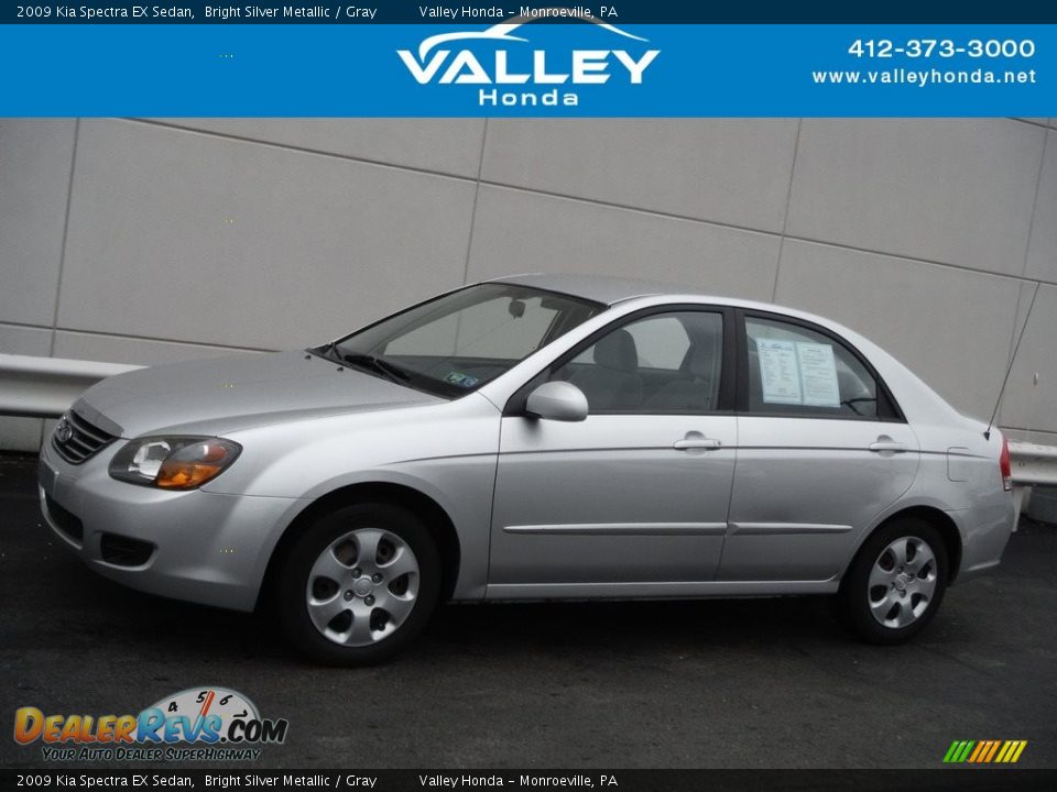 2009 Kia Spectra EX Sedan Bright Silver Metallic / Gray Photo #2