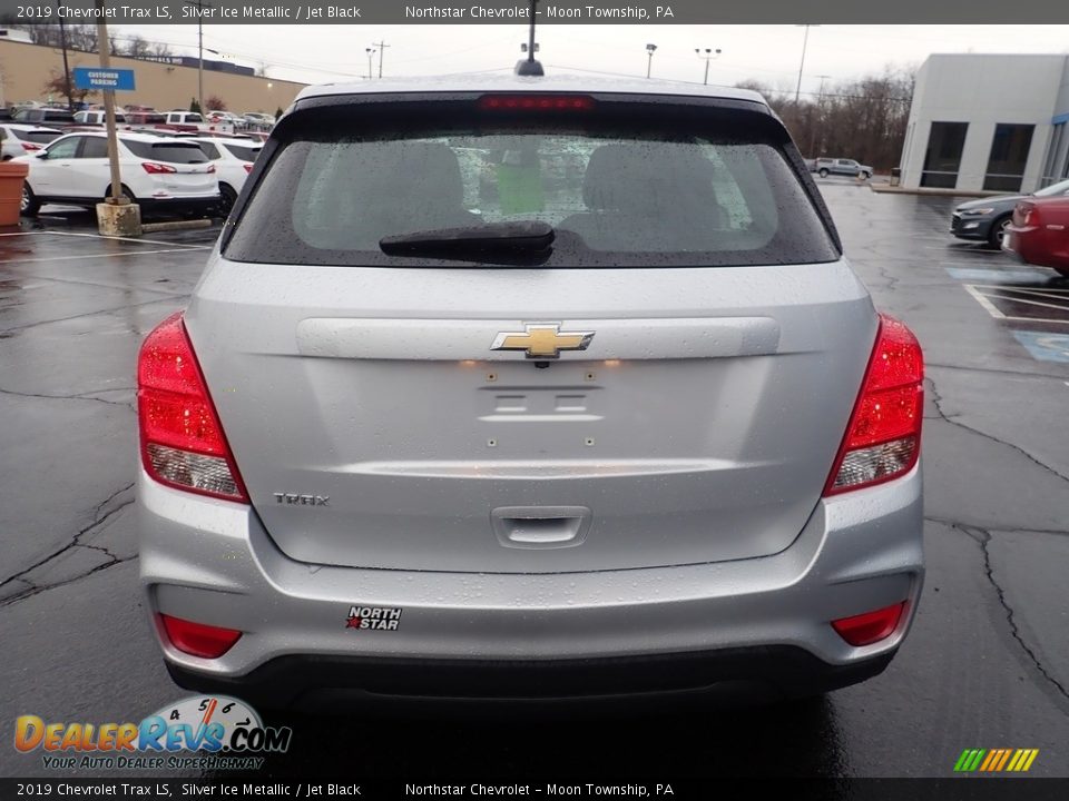 2019 Chevrolet Trax LS Silver Ice Metallic / Jet Black Photo #6