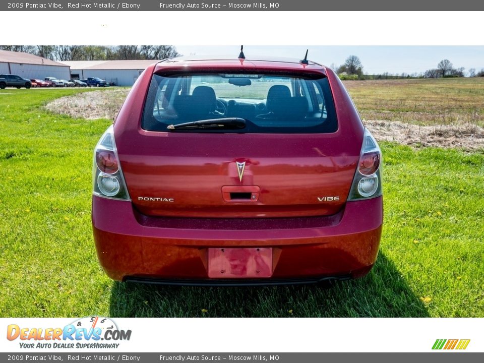 2009 Pontiac Vibe Red Hot Metallic / Ebony Photo #5