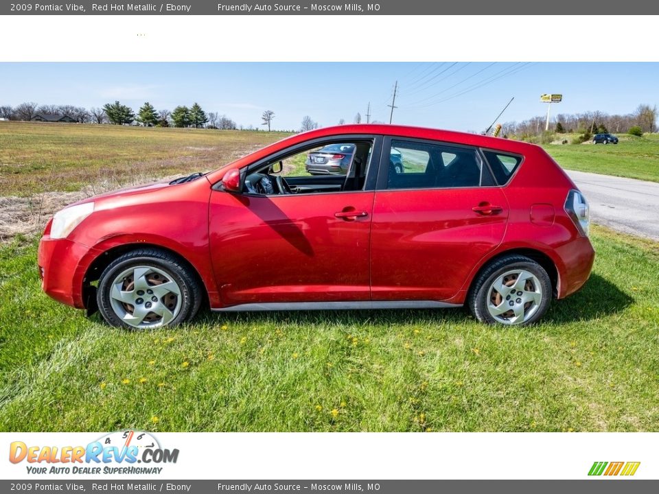 2009 Pontiac Vibe Red Hot Metallic / Ebony Photo #7