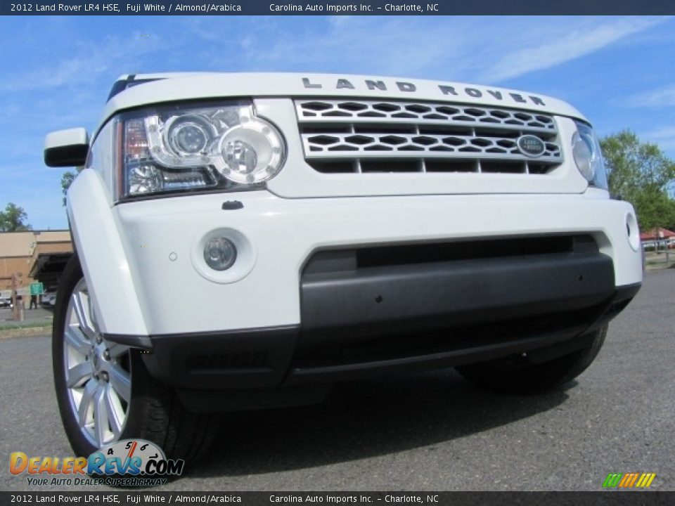 2012 Land Rover LR4 HSE Fuji White / Almond/Arabica Photo #2