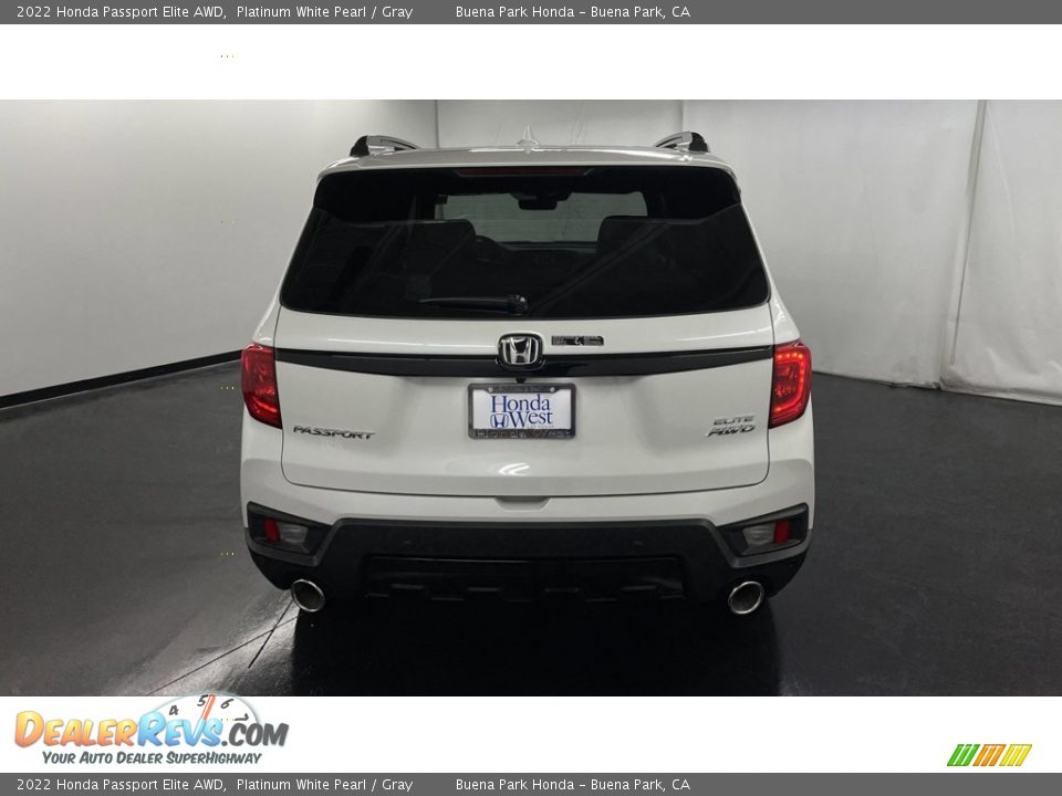 2022 Honda Passport Elite AWD Platinum White Pearl / Gray Photo #4