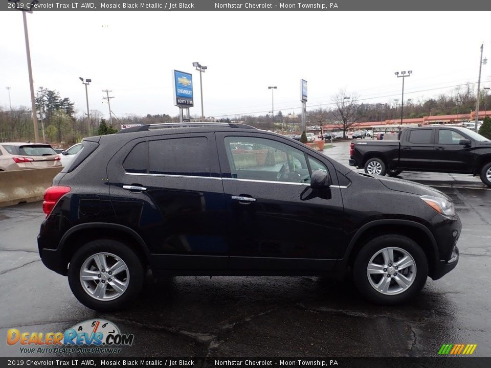 2019 Chevrolet Trax LT AWD Mosaic Black Metallic / Jet Black Photo #10