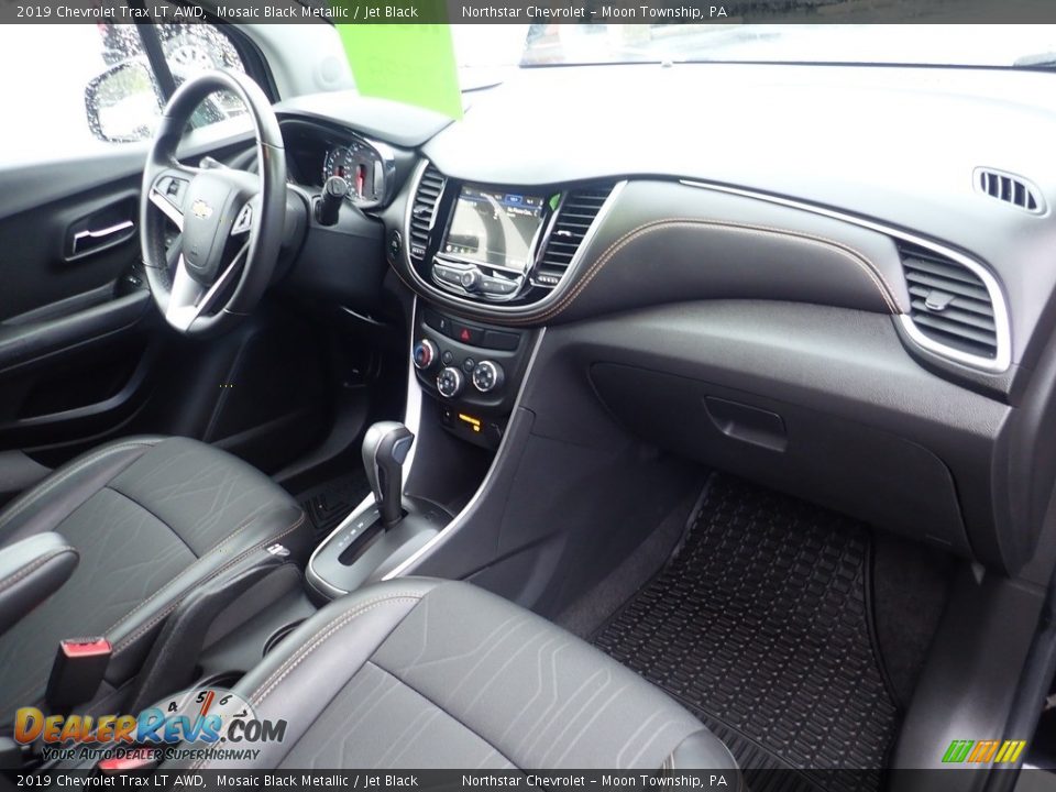 2019 Chevrolet Trax LT AWD Mosaic Black Metallic / Jet Black Photo #16