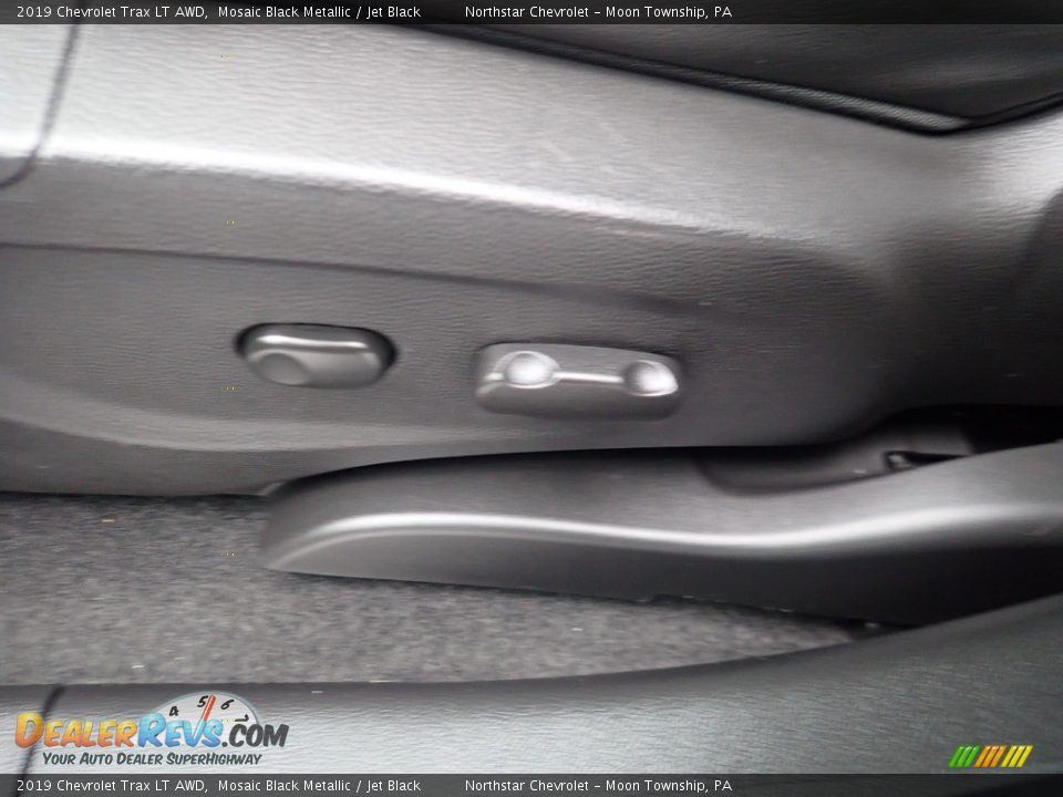 2019 Chevrolet Trax LT AWD Mosaic Black Metallic / Jet Black Photo #25