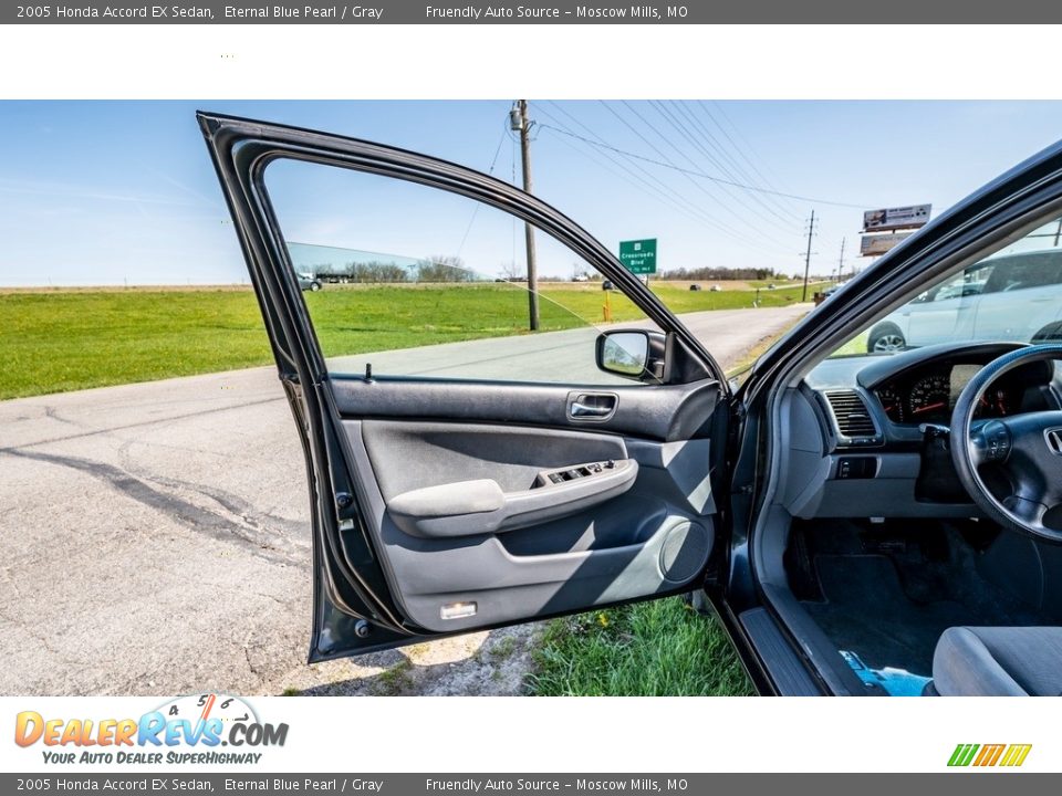 2005 Honda Accord EX Sedan Eternal Blue Pearl / Gray Photo #20