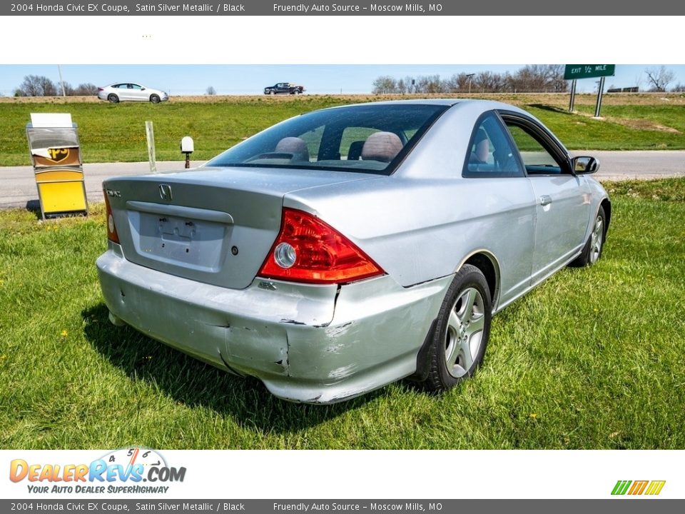 2004 Honda Civic EX Coupe Satin Silver Metallic / Black Photo #4