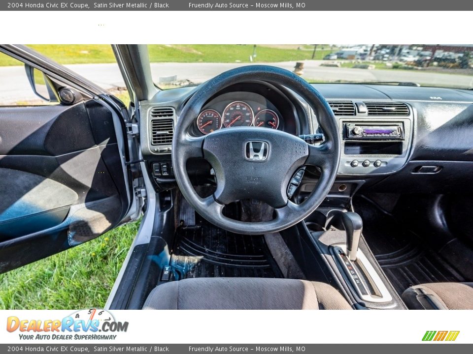 2004 Honda Civic EX Coupe Satin Silver Metallic / Black Photo #27