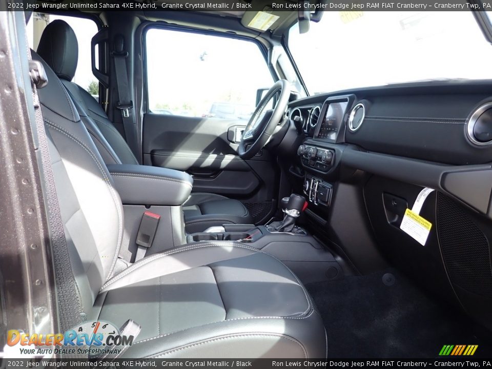 2022 Jeep Wrangler Unlimited Sahara 4XE Hybrid Granite Crystal Metallic / Black Photo #10