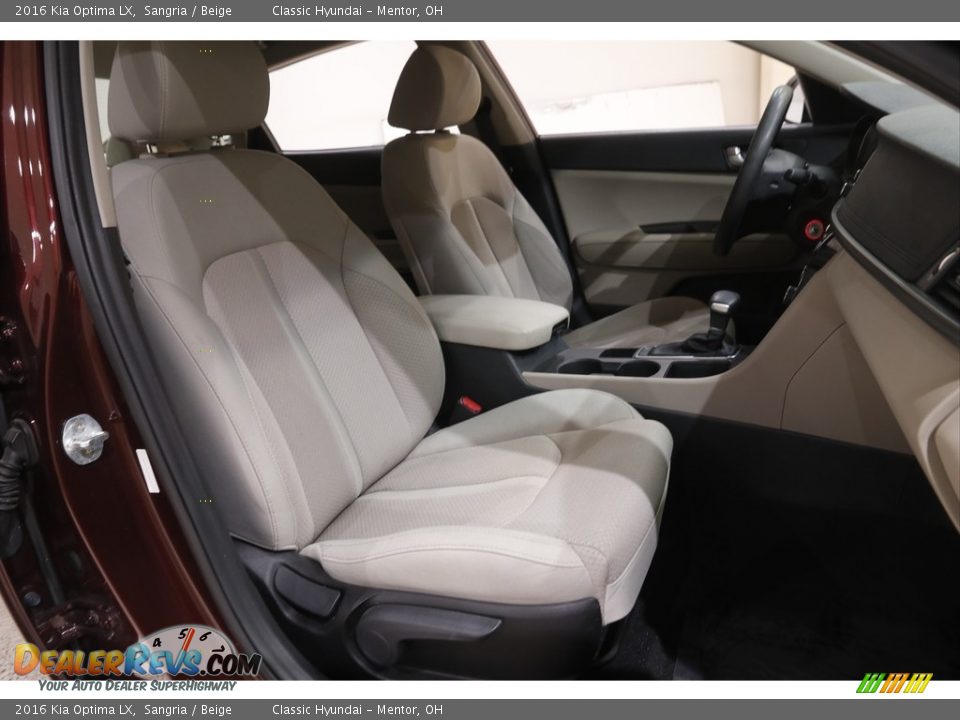 Front Seat of 2016 Kia Optima LX Photo #13