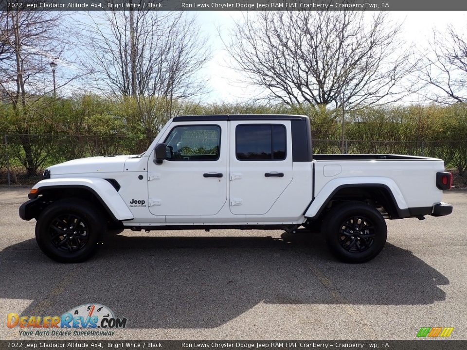 2022 Jeep Gladiator Altitude 4x4 Bright White / Black Photo #2