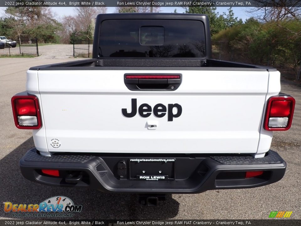 2022 Jeep Gladiator Altitude 4x4 Bright White / Black Photo #4