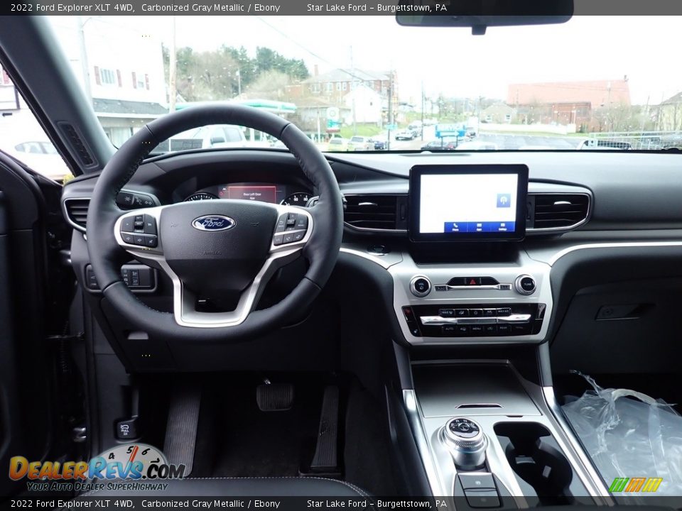 Dashboard of 2022 Ford Explorer XLT 4WD Photo #13