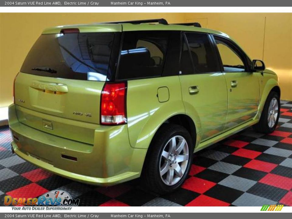 2004 Saturn VUE Red Line AWD Electric Lime / Gray Photo #6