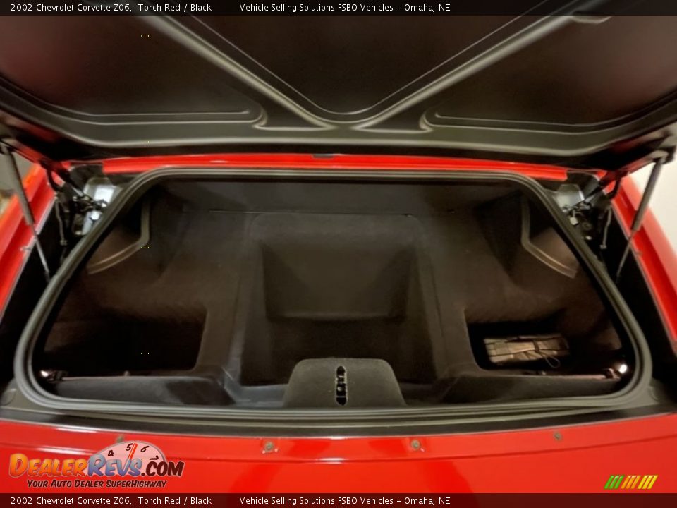 2002 Chevrolet Corvette Z06 Trunk Photo #10