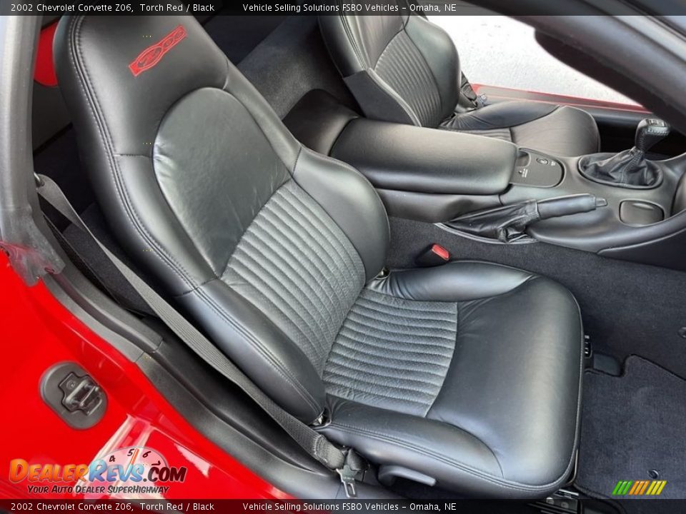 Black Interior - 2002 Chevrolet Corvette Z06 Photo #33