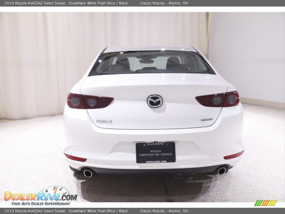 2019 Mazda MAZDA3 Select Sedan Snowflake White Pearl Mica / Black Photo #17