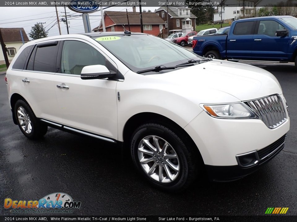 Front 3/4 View of 2014 Lincoln MKX AWD Photo #8