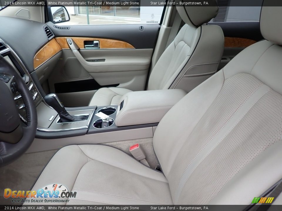 Front Seat of 2014 Lincoln MKX AWD Photo #10