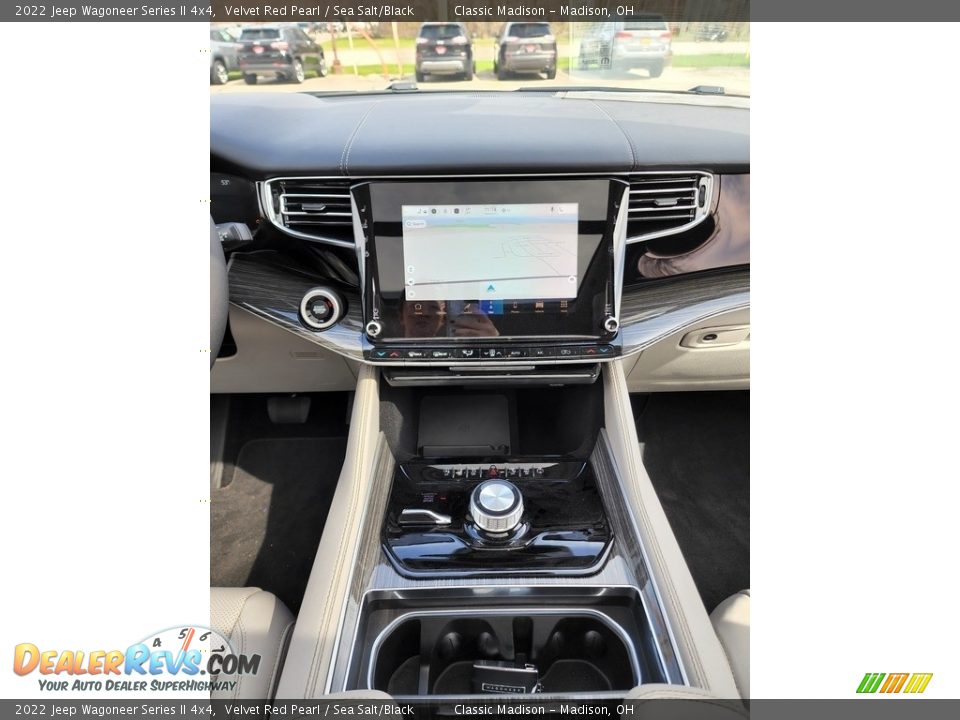 Controls of 2022 Jeep Wagoneer Series II 4x4 Photo #7