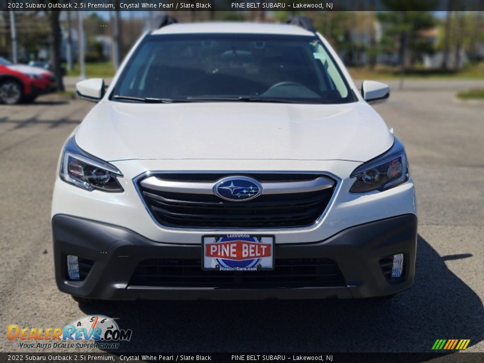 2022 Subaru Outback 2.5i Premium Crystal White Pearl / Slate Black Photo #3