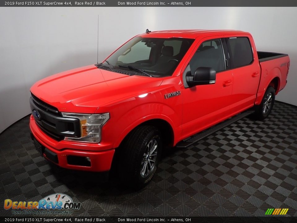 2019 Ford F150 XLT SuperCrew 4x4 Race Red / Black Photo #11