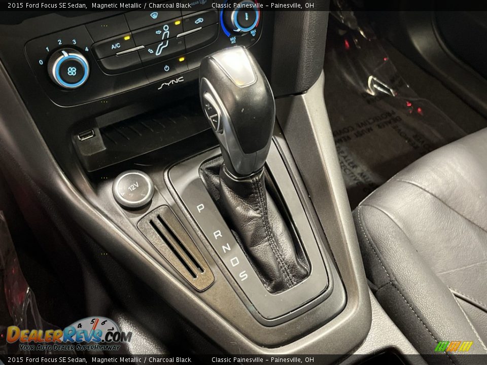 2015 Ford Focus SE Sedan Magnetic Metallic / Charcoal Black Photo #15