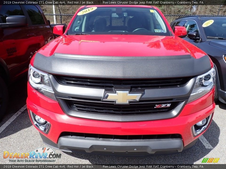 2019 Chevrolet Colorado Z71 Crew Cab 4x4 Red Hot / Jet Black Photo #2
