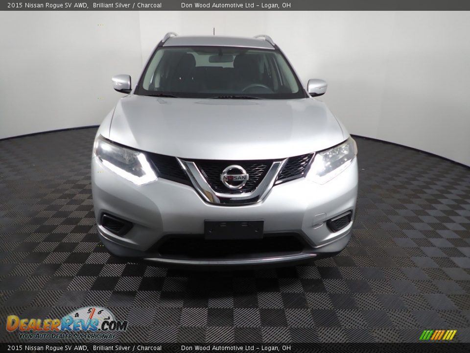 2015 Nissan Rogue SV AWD Brilliant Silver / Charcoal Photo #4
