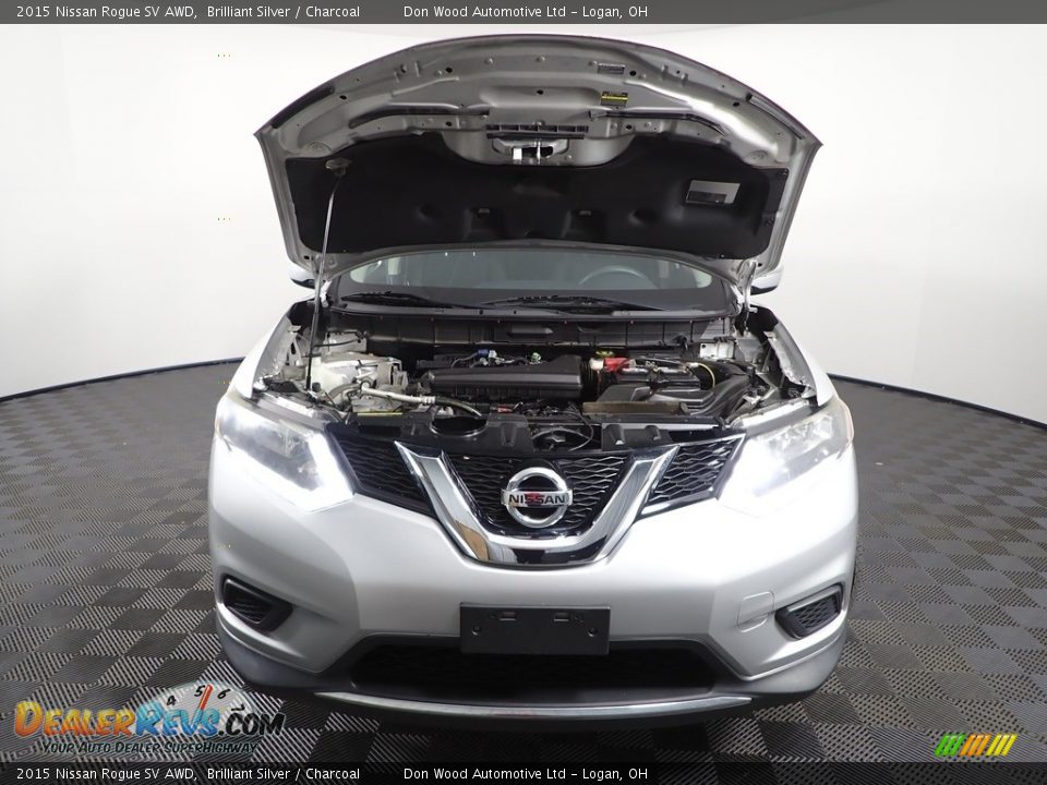 2015 Nissan Rogue SV AWD Brilliant Silver / Charcoal Photo #5