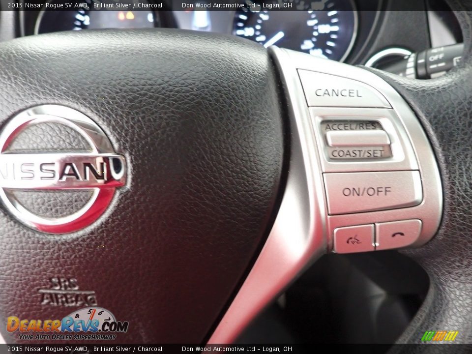 2015 Nissan Rogue SV AWD Brilliant Silver / Charcoal Photo #20