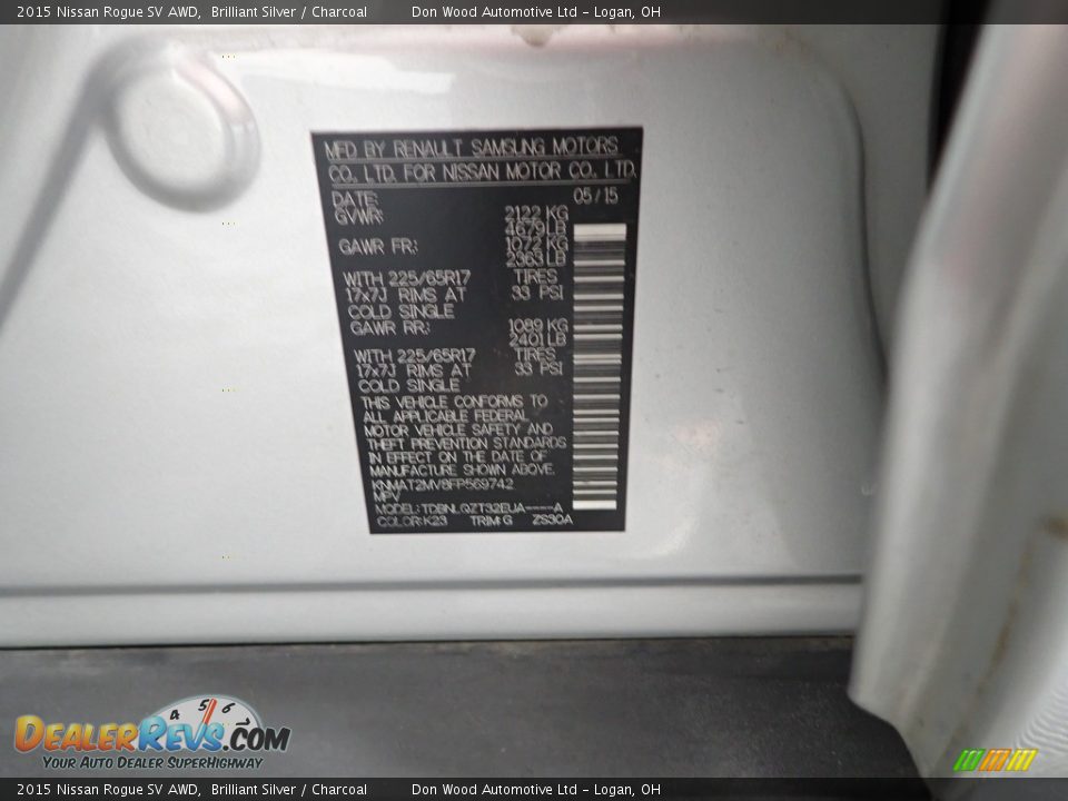 2015 Nissan Rogue SV AWD Brilliant Silver / Charcoal Photo #34