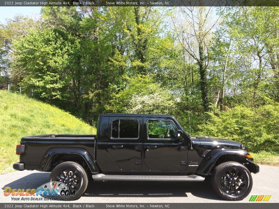 2022 Jeep Gladiator High Altitude 4x4 Black / Black Photo #5