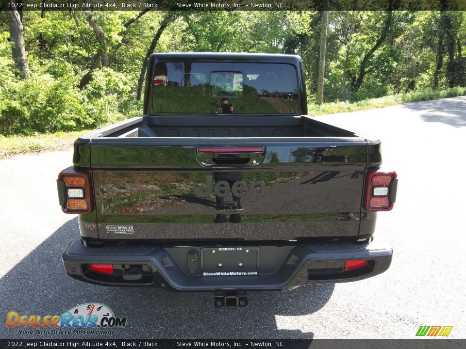 2022 Jeep Gladiator High Altitude 4x4 Black / Black Photo #7