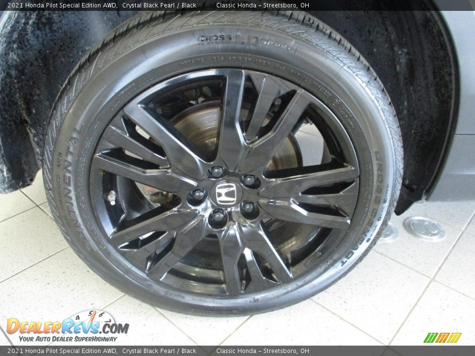 2021 Honda Pilot Special Edition AWD Crystal Black Pearl / Black Photo #6
