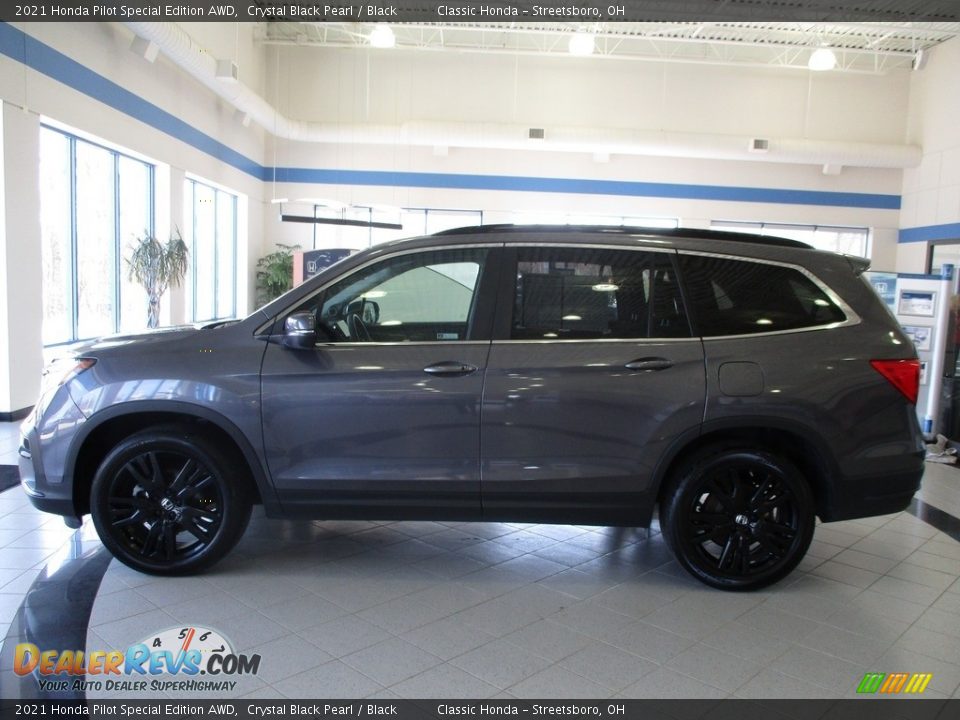 2021 Honda Pilot Special Edition AWD Crystal Black Pearl / Black Photo #10