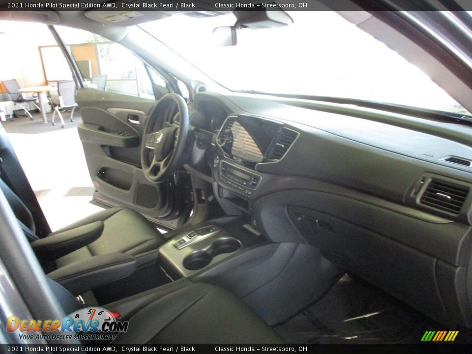 2021 Honda Pilot Special Edition AWD Crystal Black Pearl / Black Photo #15