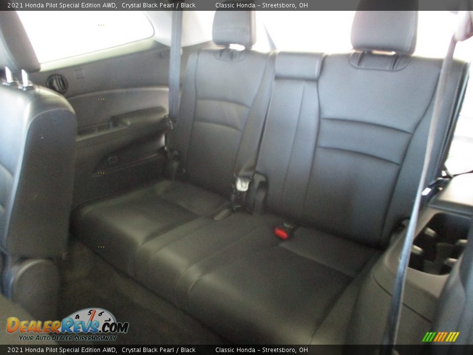 2021 Honda Pilot Special Edition AWD Crystal Black Pearl / Black Photo #26