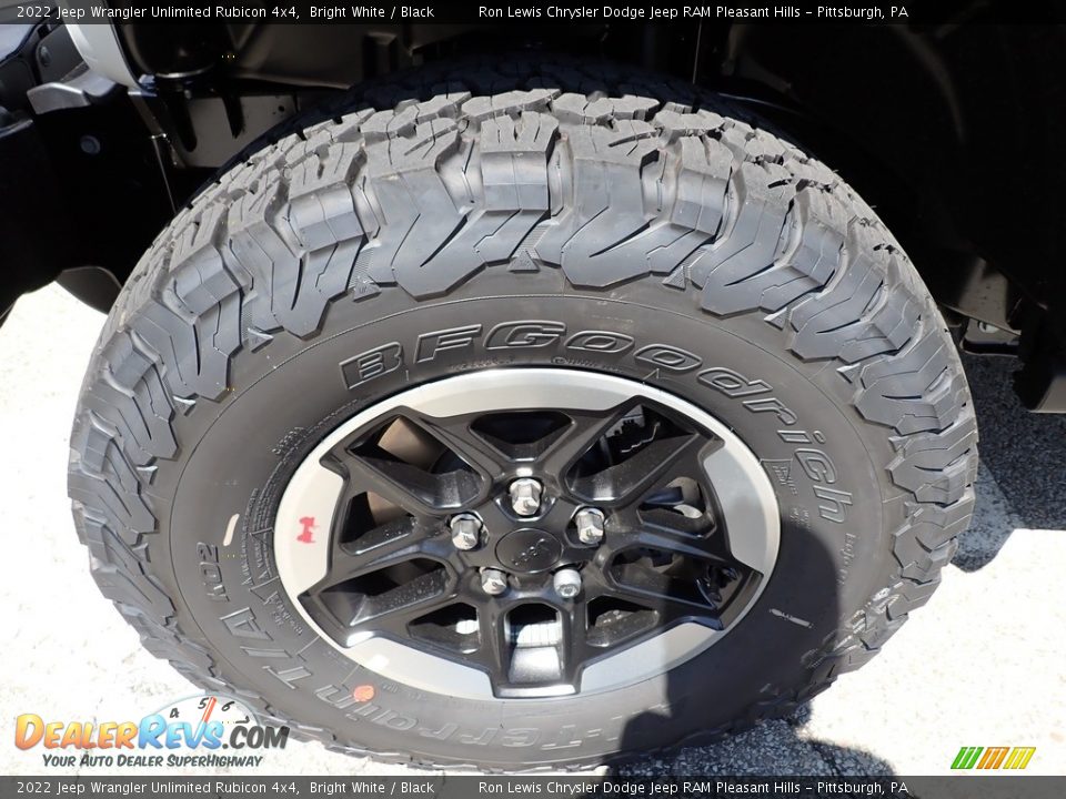 2022 Jeep Wrangler Unlimited Rubicon 4x4 Bright White / Black Photo #10