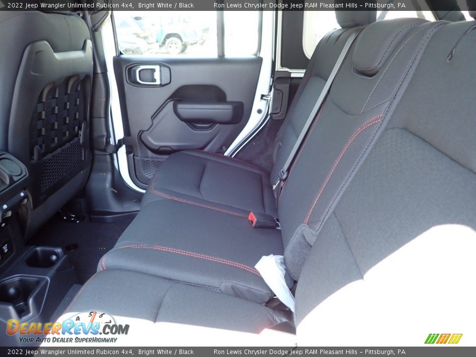 2022 Jeep Wrangler Unlimited Rubicon 4x4 Bright White / Black Photo #12