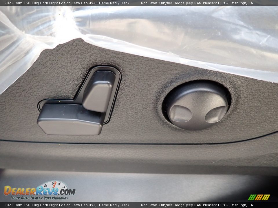 2022 Ram 1500 Big Horn Night Edition Crew Cab 4x4 Flame Red / Black Photo #16