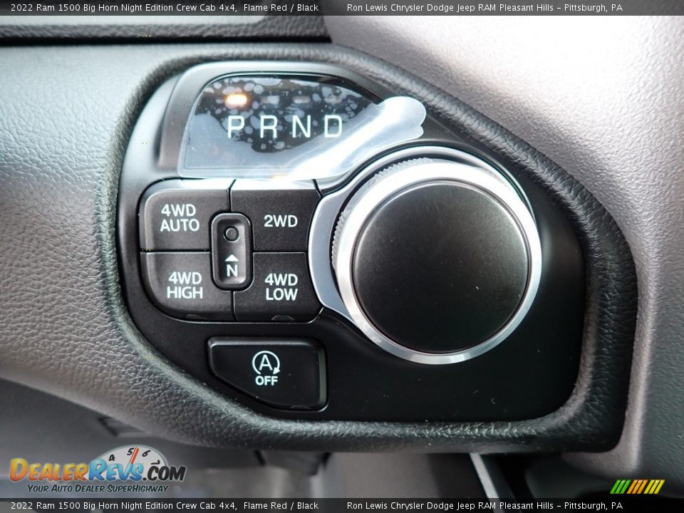 2022 Ram 1500 Big Horn Night Edition Crew Cab 4x4 Shifter Photo #17